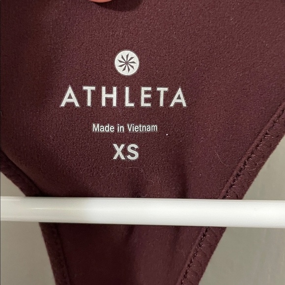 Athleta Like New Embellished Backside Buttery Soft Burgundy Tank Top Size XS - Picture 7 of 8